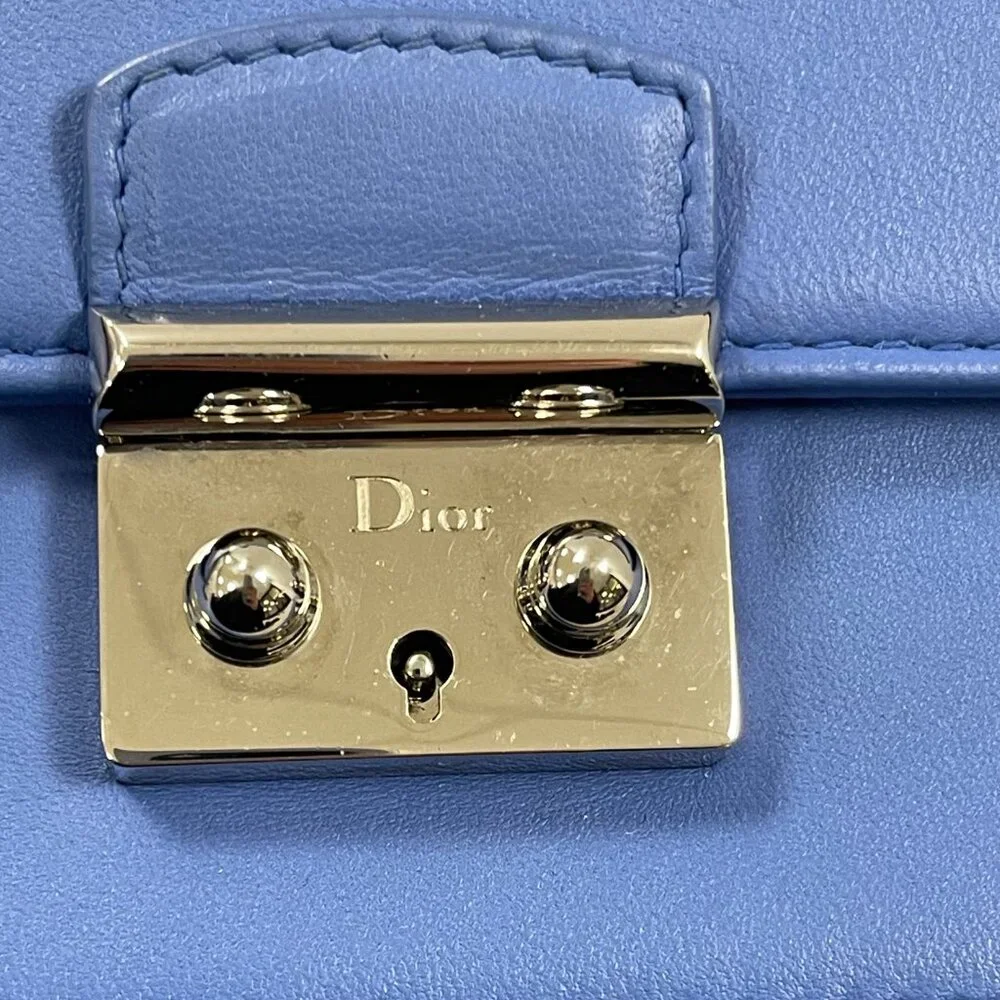 Christian Dior Miss Dior Promenade Heart Badge Wallet on a Chain - Preowned - Picture 8 of 13